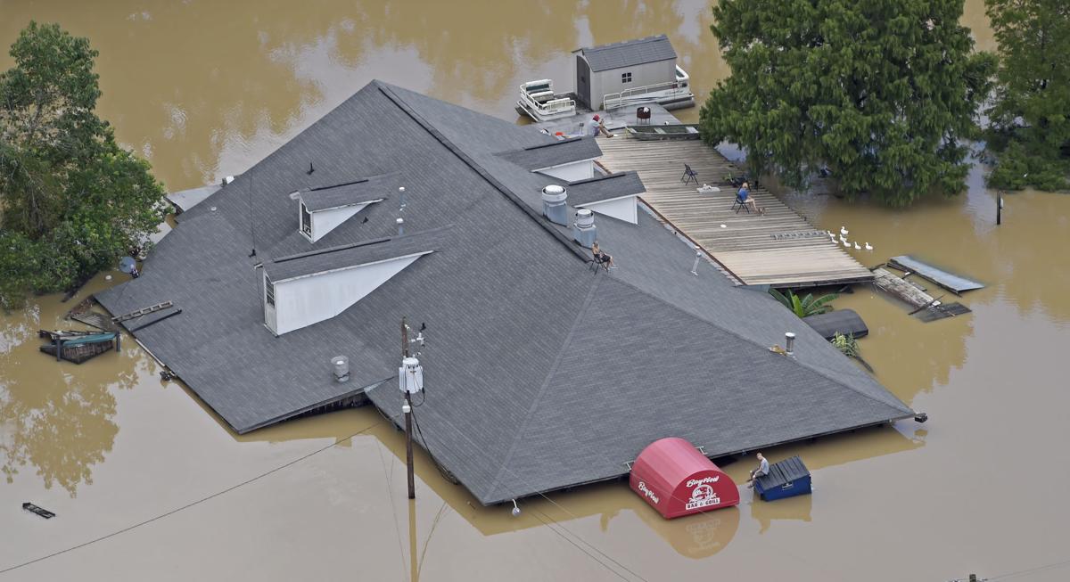 Day4FloodingAerials bf 0681.jpg