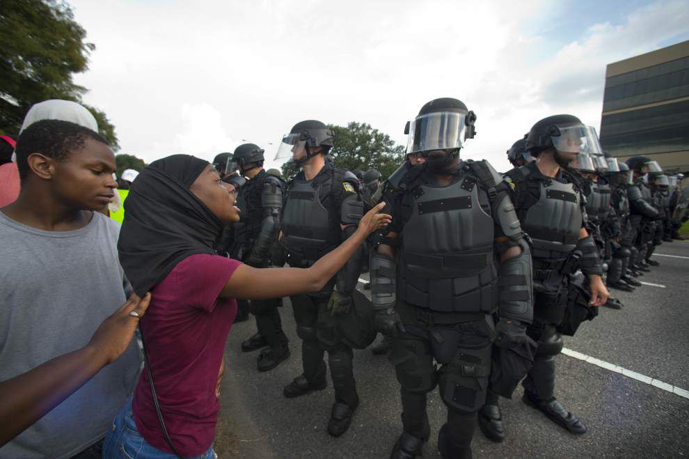 Baton Rouge police say out-of-town people making Alton Sterling demonstrations more violent, promise to 'disperse' any protest that becomes violent _lowres