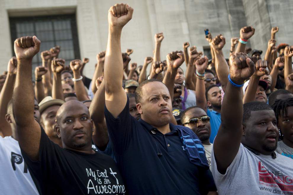 Baton Rouge police say out-of-town people making Alton Sterling demonstrations more violent, promise to 'disperse' any protest that becomes violent _lowres