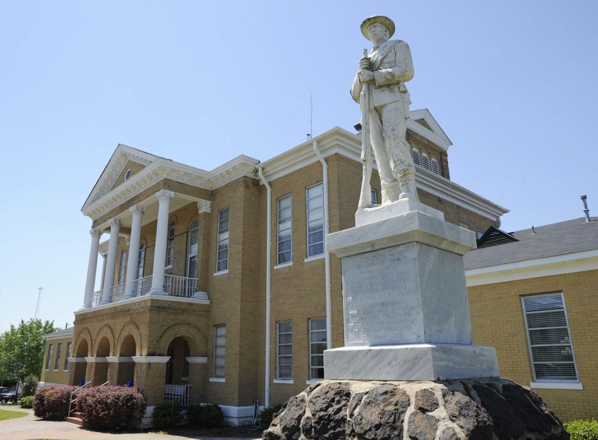 Alabama governor signs law protecting Confederate, other monuments