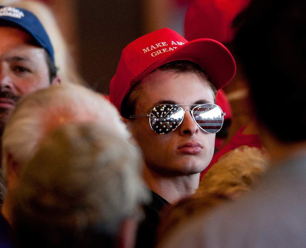 Video: Donald Trump yells 'Get them!' as protesters disrupt New Orleans rally; Ted Cruz also in Louisiana on election eve _lowres