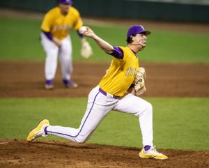 NO.sacsun.030926_2943 MJ.JPG