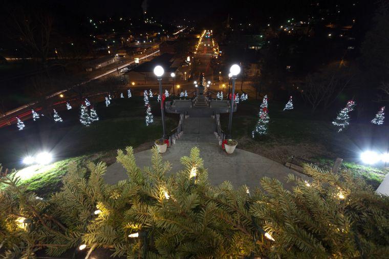 Library Christmas decorations The Sylva Herald Photo Galleries