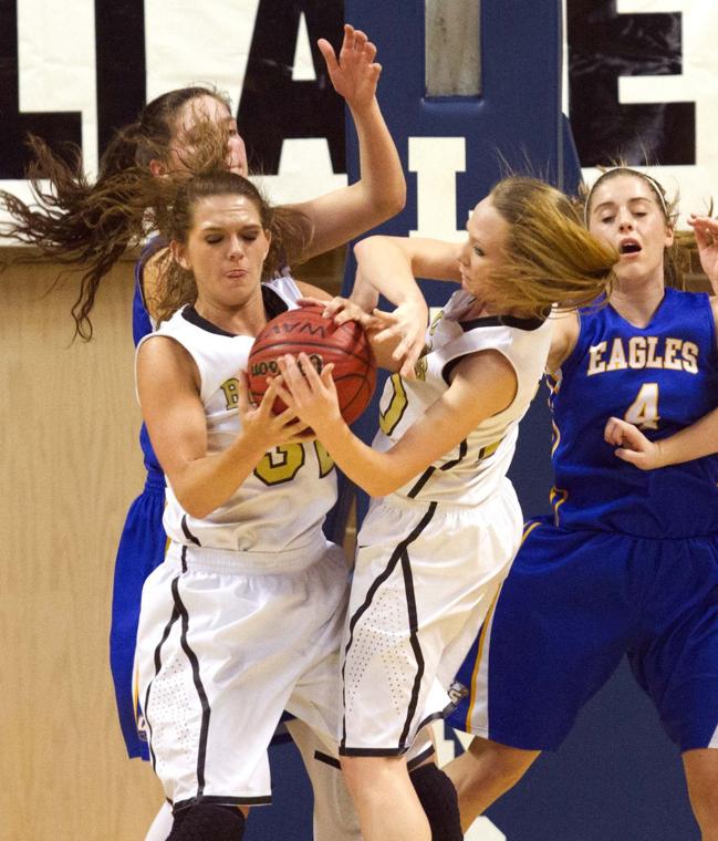 phil campbell girls 7/8 grade girls and red bay vs phil campbell girls jr hi in countytourn only on wrmg-tv-12/97 red bay vs phil campbell. phil campbell girls 7/8 grade girls and red bay vs phil campbell girls jr hi in countytourn only on wrmg-tv-12/97 red bay vs phil campbell.