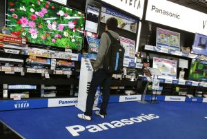 Panasonic persists in fixing TV business