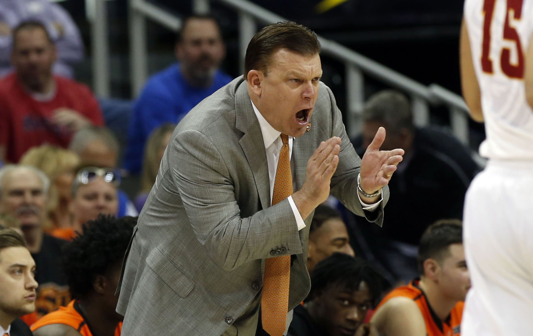 Illini hiring Oklahoma State's Brad Underwood