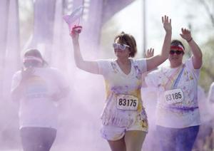 Splash of paint makes Color Run a blast for participants