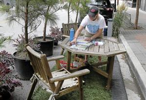 Downtown gets a touch more green space for the day