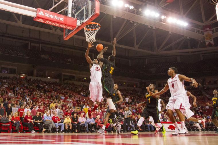Men's Basketball Arkansas v SE Louisianna Sports The Arkansas Traveler