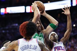 Celtics star Jayson Tatum (knee) questionable for Game 7 vs. Sixers
