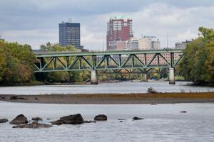 Manchester closes Queen City Bridge over structural safety concerns