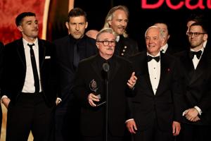 ENTER-STAGE-TONYS-MOMENTS-FILEPIC-4-GET