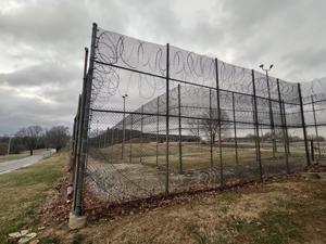 US-NEWS-JUVENILE-JUSTICE-SPLIT-FILEPIC-SH