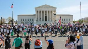 U.S. Supreme Court hears Trump's bid to limit birthright citizenship