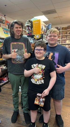 'Stranger Things' actor Matty Cardarople draws crowds home in Exeter