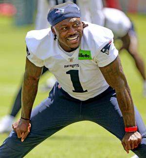 SPORTS-FBN-PATRIOTS-BROWN-FILEPIC-YB