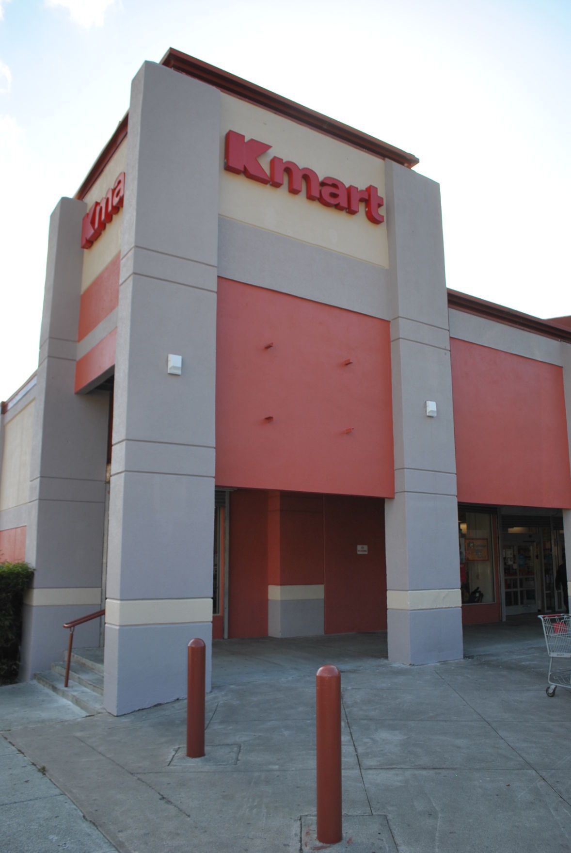 A coming crisis for Kmart? They say no News