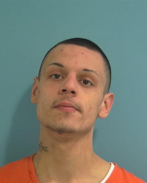 Wapato police searching for alleged gang member they say opened fire on officers - Yakima Herald-Republic