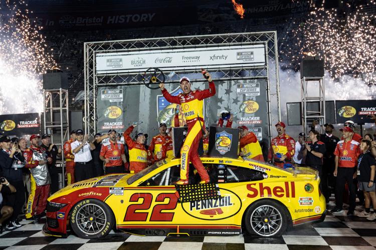 NASCAR Bristol Auto Racing