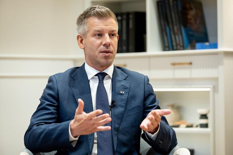 Hungary Magyar Interview