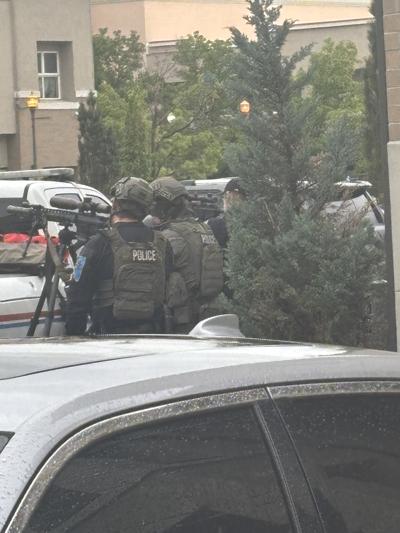 Avenue of the Oaks reopens after SWAT activity