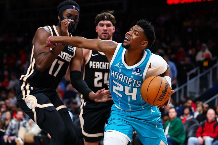 Hornets Hawks Basketball