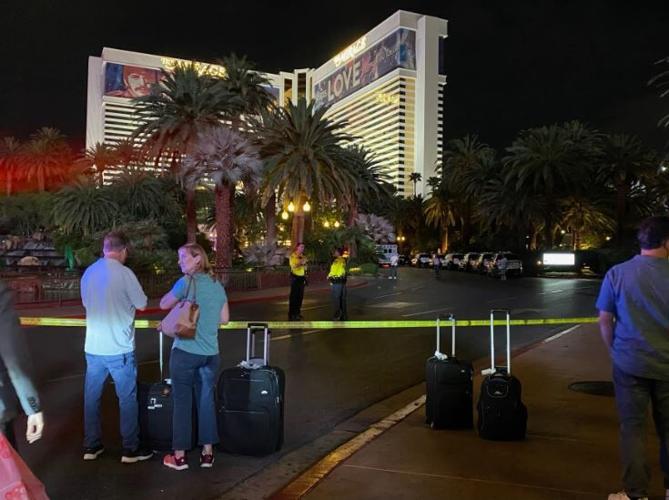Las Vegas Police Investigating After One Person Fatally Shot at Mirage Casino