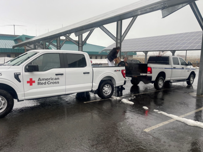 Pennington Foundation donates $140,000, truck to red cross.PNG