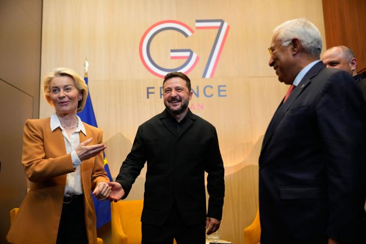 APTOPIX France G7 Summit