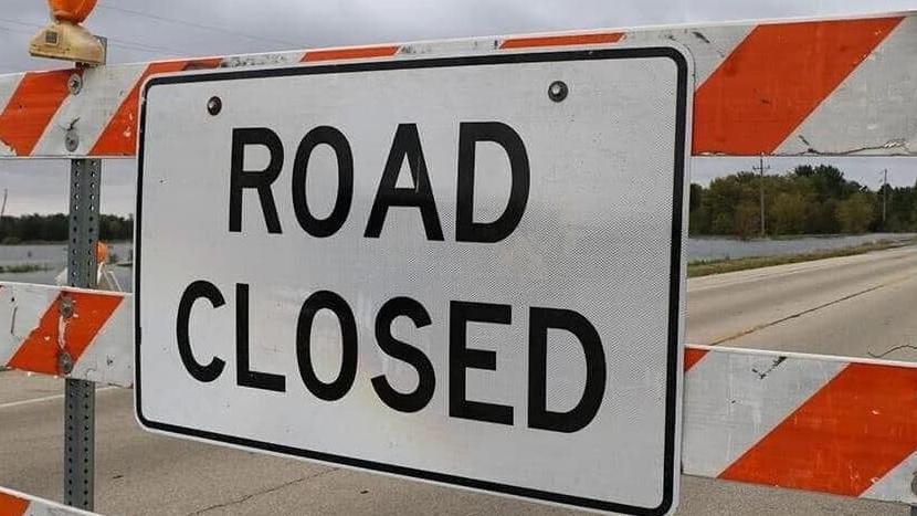 Road Closed sign