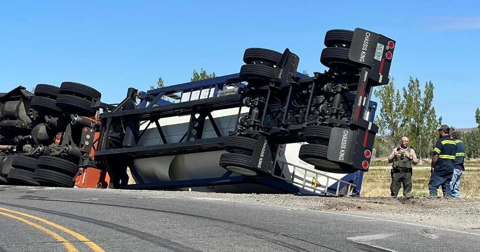 Semi-Truck Carrying Hazardous Materials Crashes, Roads Now Back Open – KTVN