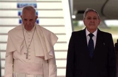 Pope Speaks to Fidel Castro in Cuba