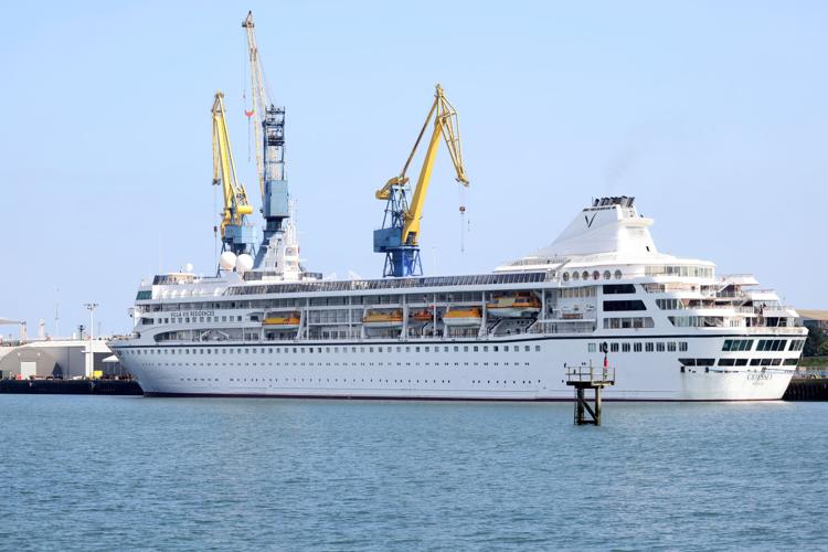Cambodia US Cruise Ship