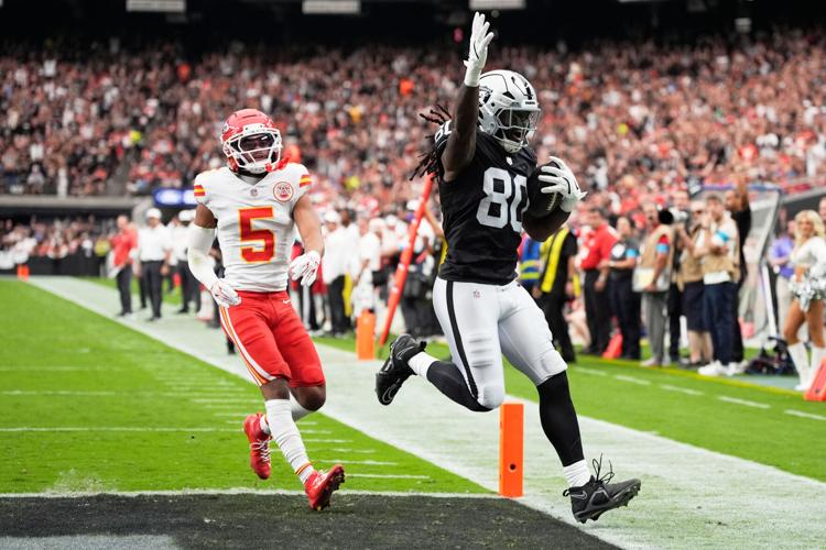 Chiefs Raiders Football