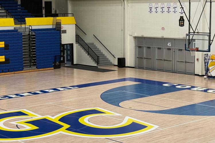 NCAA UConn Mullins Homecoming Basketball