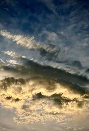 Sky shot from the Costco parking lot