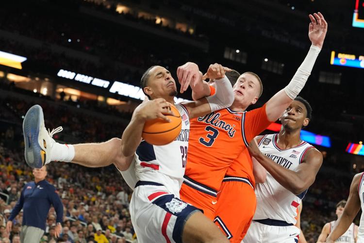 APTOPIX NCAA Illinois UConn Basketball