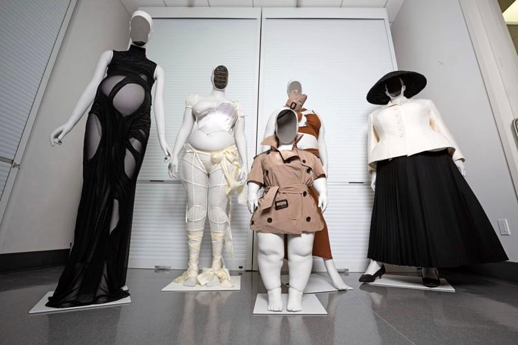 Met Gala-Exhibit-Mannequins