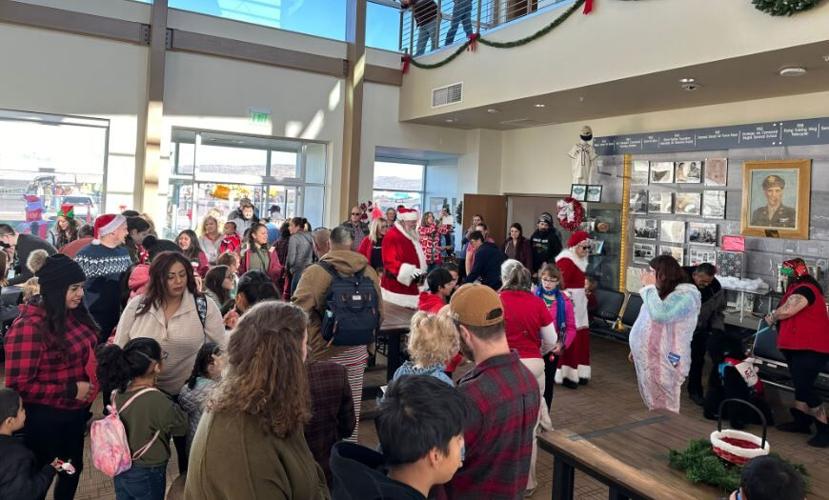 SantaVisit3.JPG
