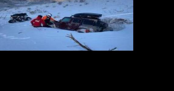 Man Rescued After Jeep Got Stuck in Deep Snow for 2 Days - Vimarsana News