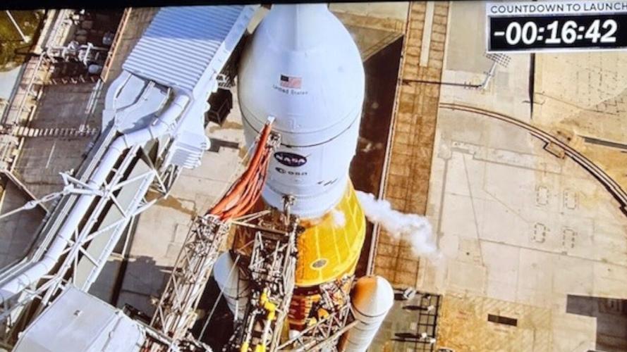 Artemis II 16 minutes to launch