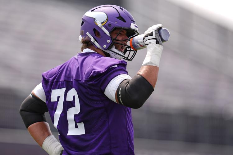 Vikings Camp Football
