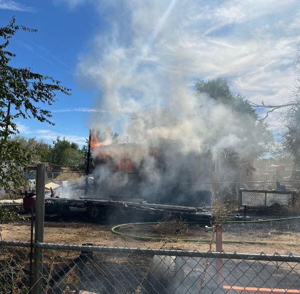 Fire crews knock down mobile home fire in Sun Valley area | Local News ...