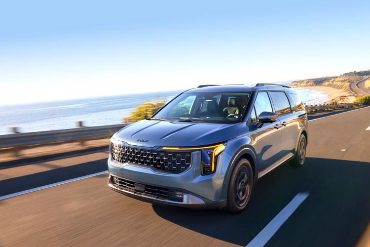 KIA CARNIVAL WINS U.S. NEWS & WORLD REPORT 2026 "BEST CARS FOR FAMILIES" AWARD