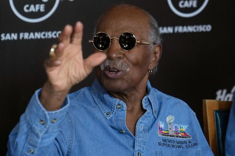 Super Bowl Super Fans Football