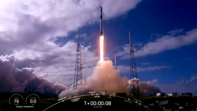 SpaceX Launches 60 More Mini Satellites for Global Internet