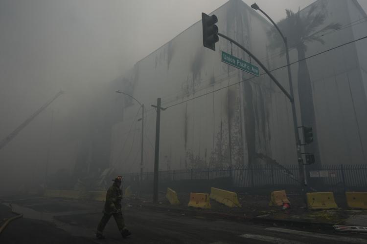 APTOPIX Los Angeles Warehouse Fire