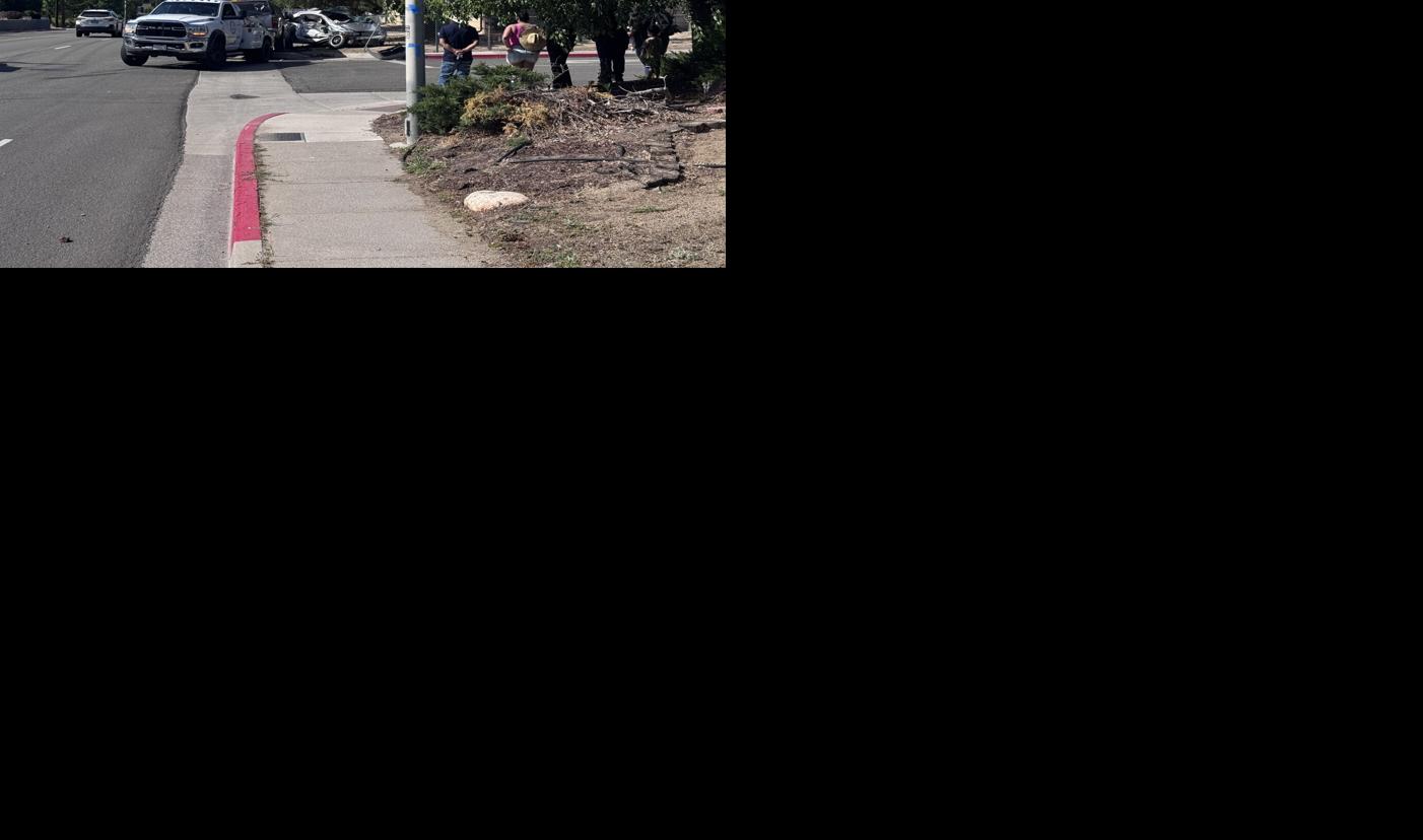 Extrication Crash - Lakeside & Cavanaugh
