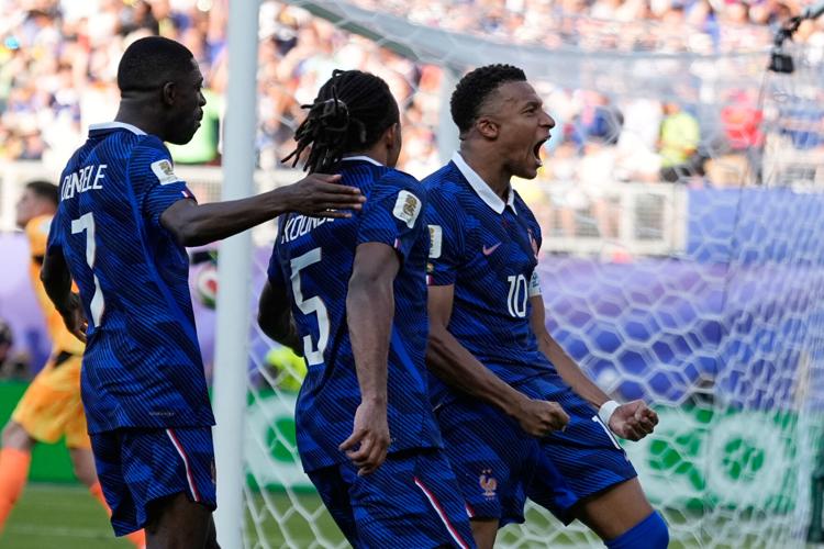 Paraguay France WCup Soccer
