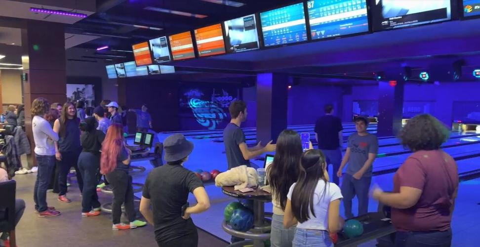 bowling day in USA 2.JPG
